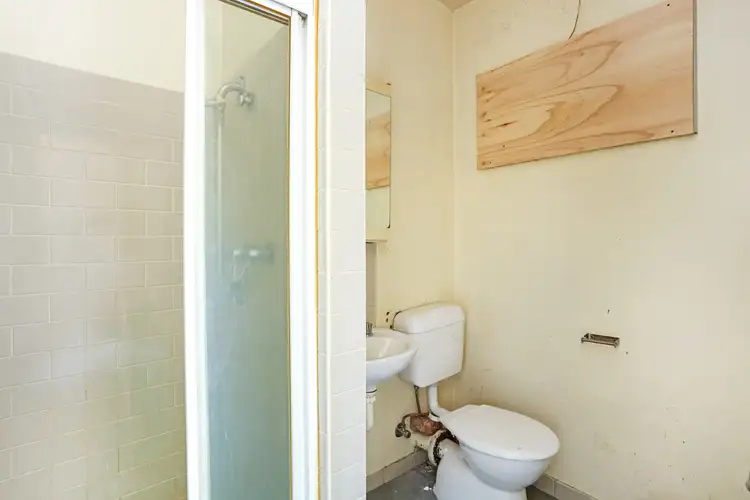 Fifth view of Homely apartment listing, 1-10/37 Trevannion Street, Glenroy VIC 3046