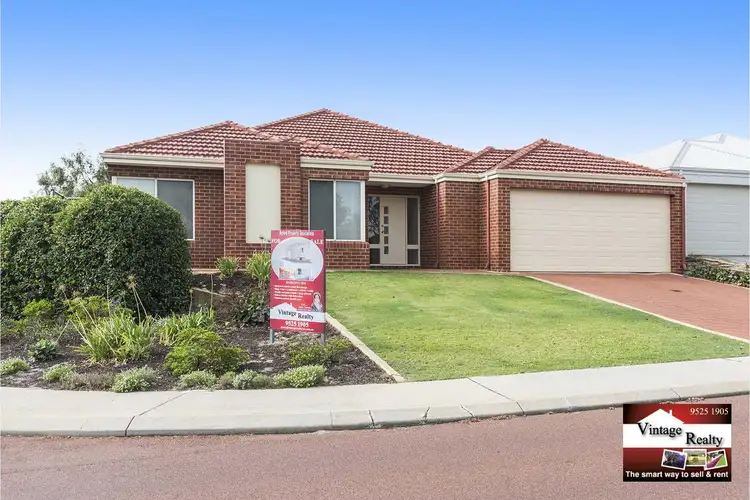 13 Clondyke Drive, Byford WA 6122