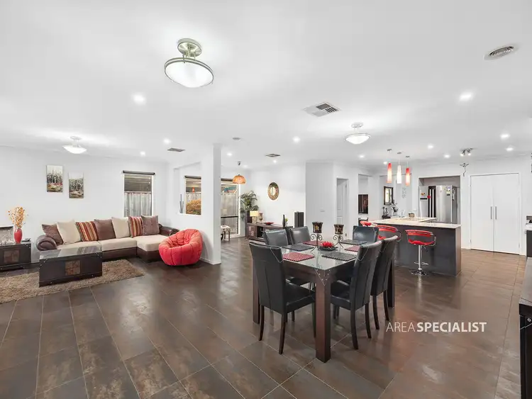 Fifth view of Homely house listing, 11 Viewline way, Lyndhurst VIC 3975