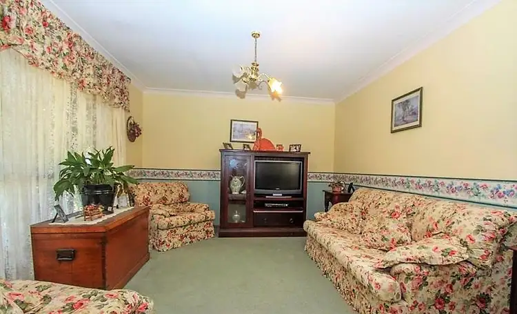 Fifth view of Homely house listing, 6 Charles Place, Kelso NSW 2795