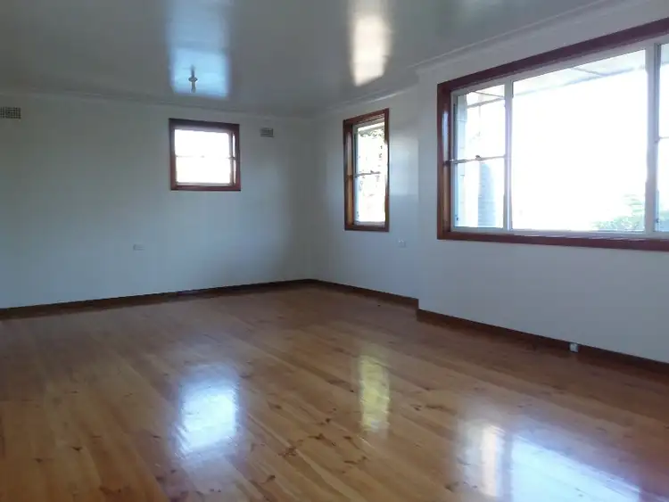 Third view of Homely house listing, 6 Inglebar Crescent, Koonawarra NSW 2530