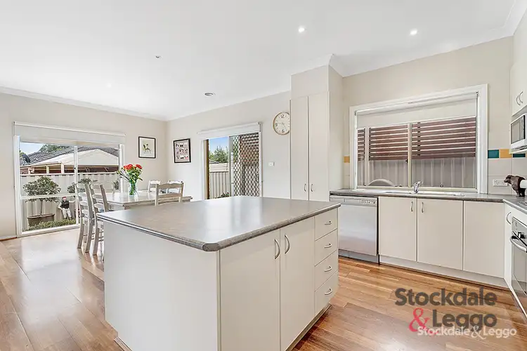 Sixth view of Homely house listing, 5 Parkstone View, Craigieburn VIC 3064