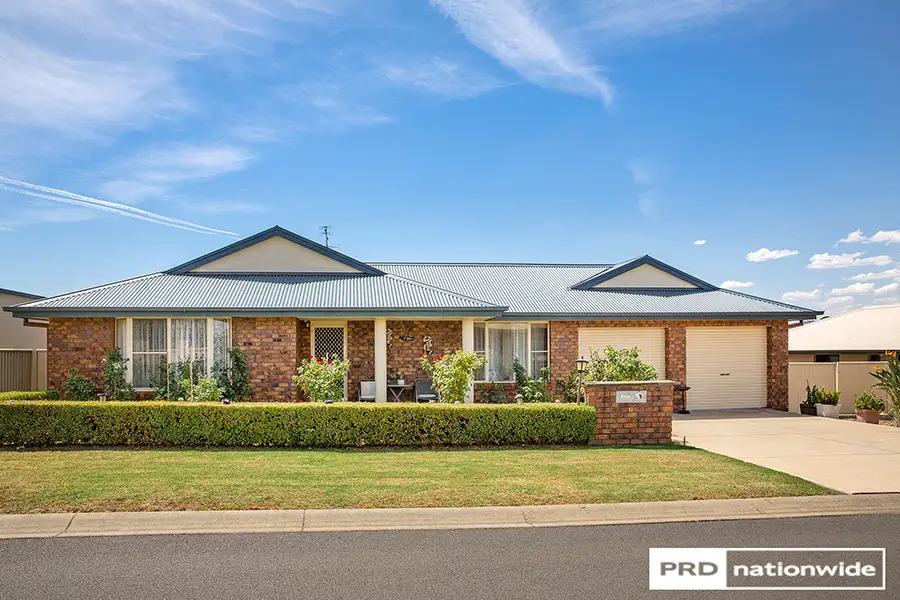 Main view of Homely house listing, 6 Warburton Drive, Tamworth NSW 2340