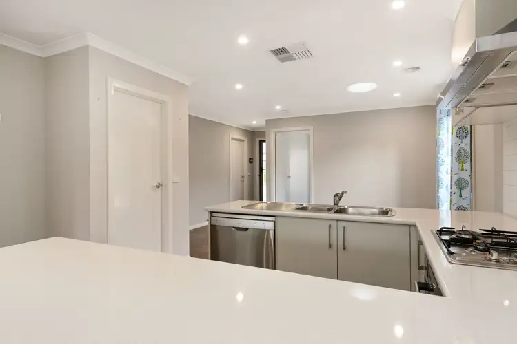 Sixth view of Homely townhouse listing, 2/4-6 Wilson Street, Wodonga VIC 3690