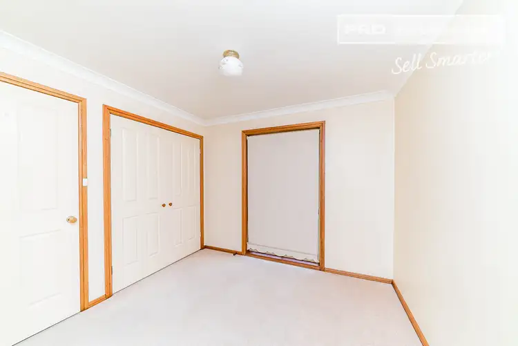 Fifth view of Homely house listing, 7 Minya Place, Glenfield Park NSW 2650