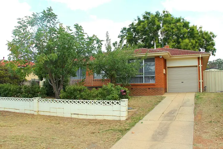 27 Haines Street