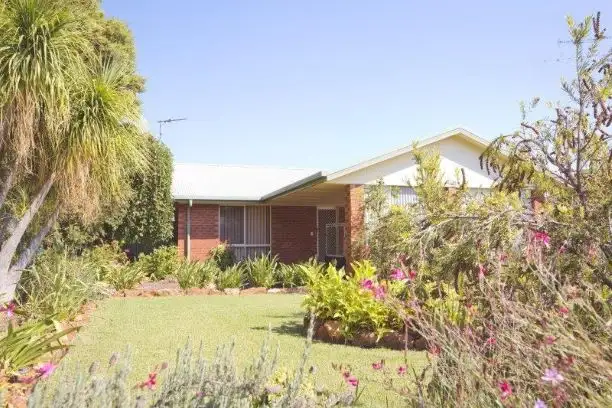 15 Chant Street, Darlington Point NSW 2706