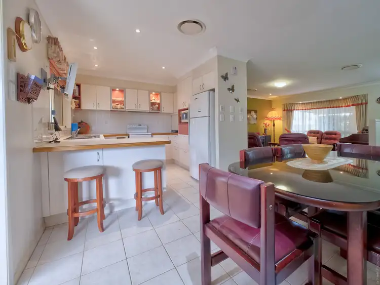 Fifth view of Homely house listing, 4 Acacia Street, Point Vernon QLD 4655