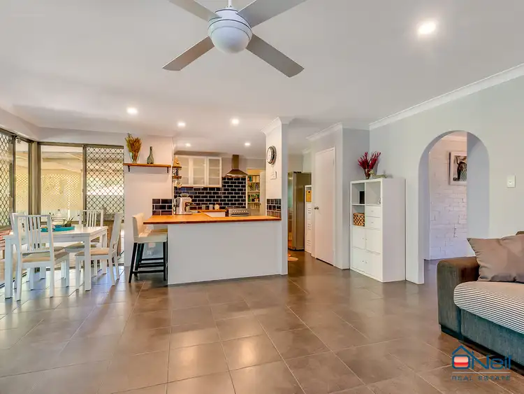 Fourth view of Homely house listing, 1 Felicia Place, Camillo WA 6111