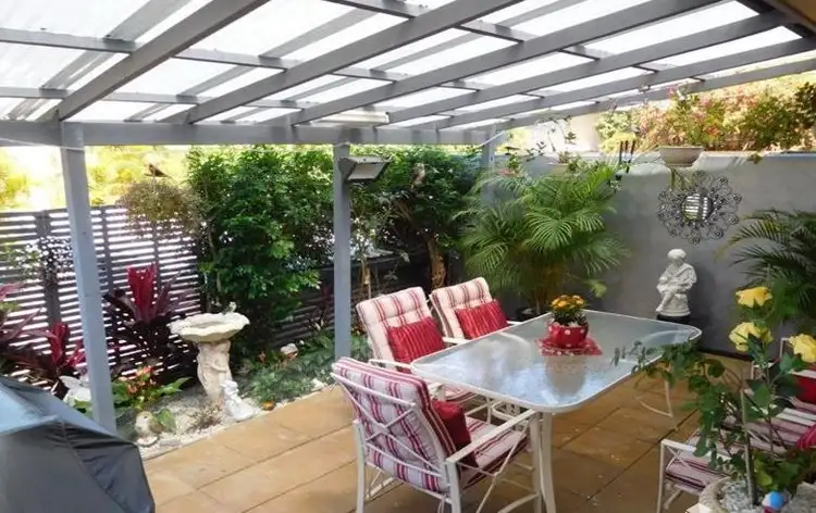 37/63 Olsen Avenue, Labrador QLD 4215