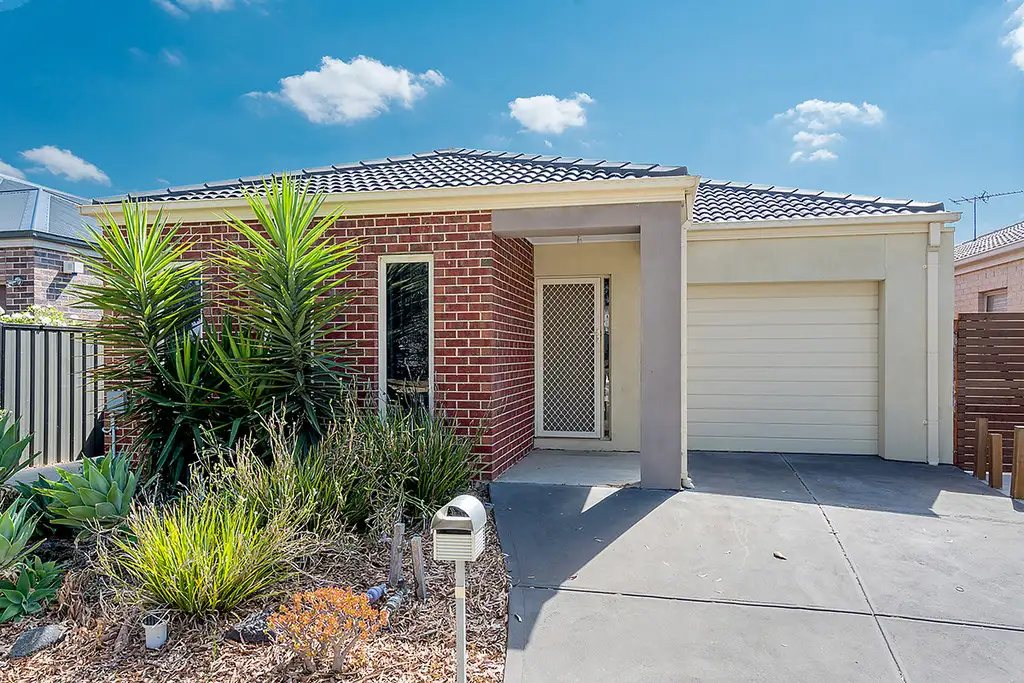 Main view of Homely house listing, 8 Woodford Street, Craigieburn VIC 3064