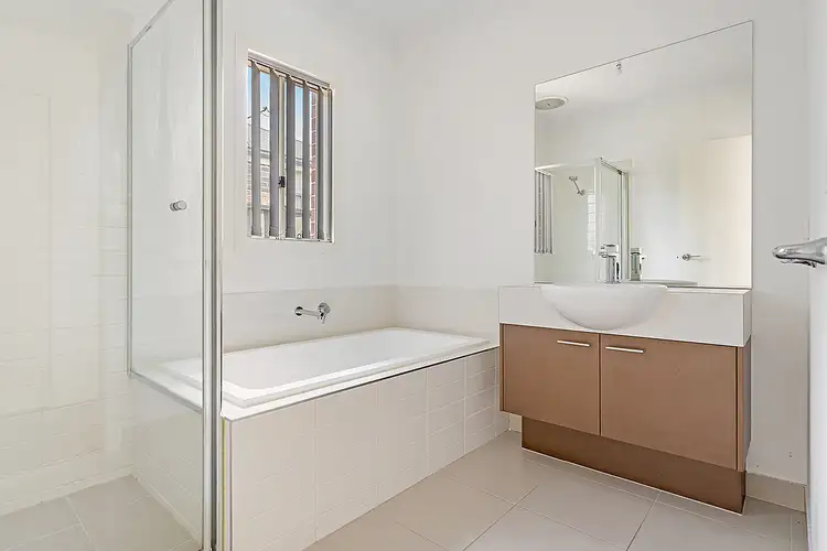 Seventh view of Homely house listing, 8 Woodford Street, Craigieburn VIC 3064