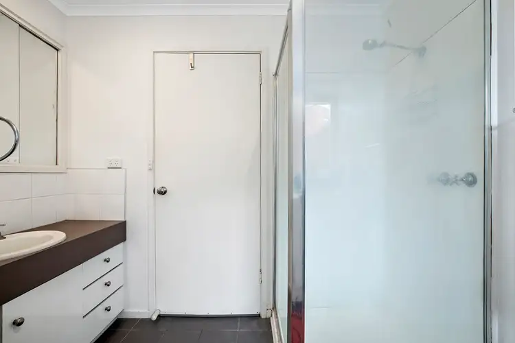 Sixth view of Homely house listing, 2/4 Shara Court, Belmont VIC 3216