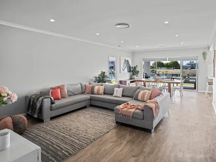 Seventh view of Homely house listing, 27 Windward Green, Geographe WA 6280