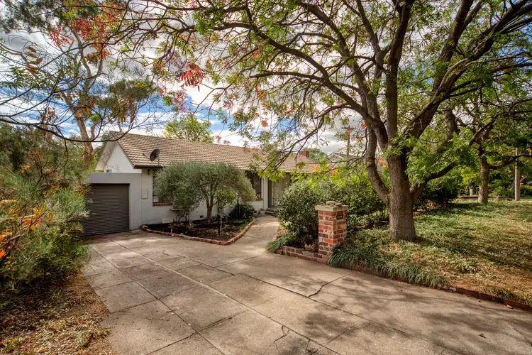 9 Boucaut Place, Curtin ACT 2605