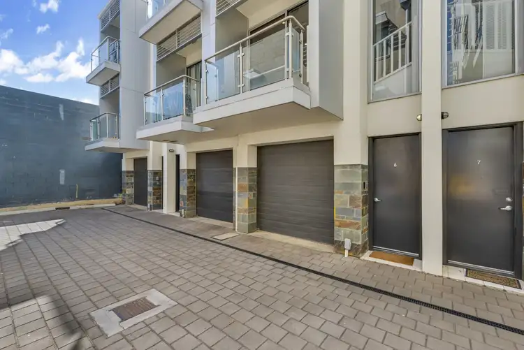 6/152 Gray Street, Adelaide SA 5000