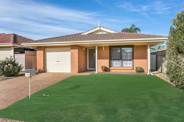 4 Oak Street, Seaford SA 5169