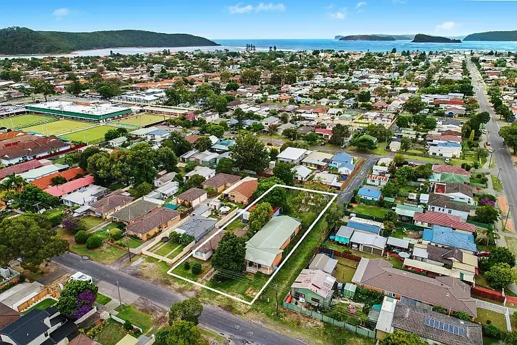 40 & 42 King Street, Umina Beach NSW 2257
