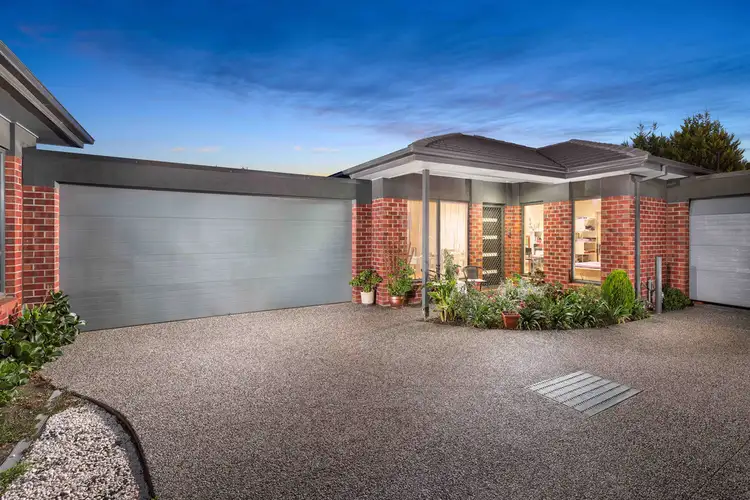 Main view of Homely unit listing, 2/570 Grimshaw Street, Bundoora VIC 3083