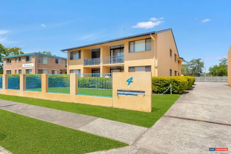 3/4 Oceanic Drive, Mermaid Waters QLD 4218