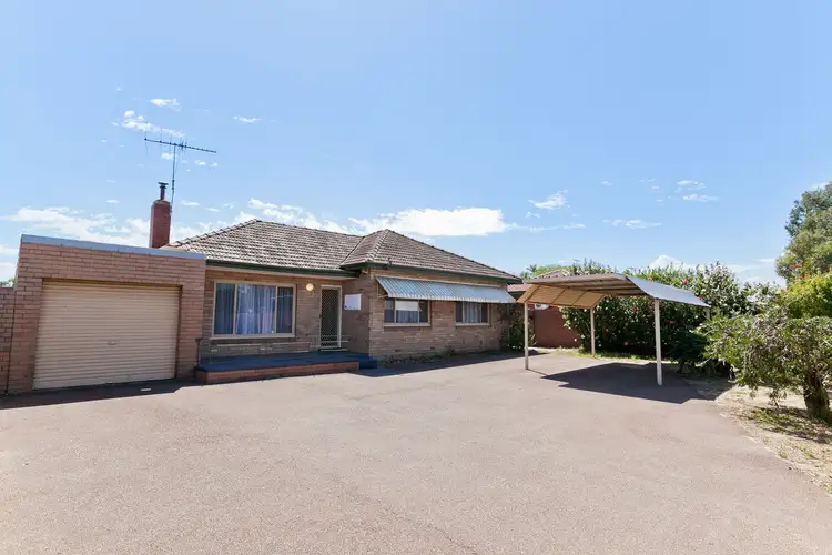 126 Leach Highway, Melville WA 6156