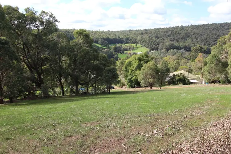 210 Aldersyde Road, Bickley WA 6076
