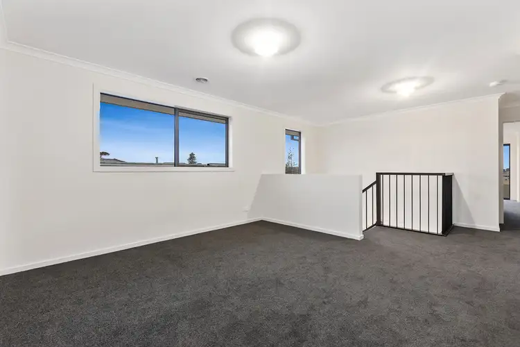 Sixth view of Homely house listing, 5 Chestnut Avenue, Clyde VIC 3978