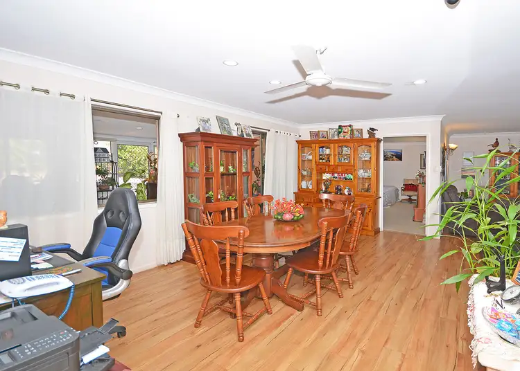 Sixth view of Homely house listing, 8 NORTH POINT COURT, Dundowran QLD 4655