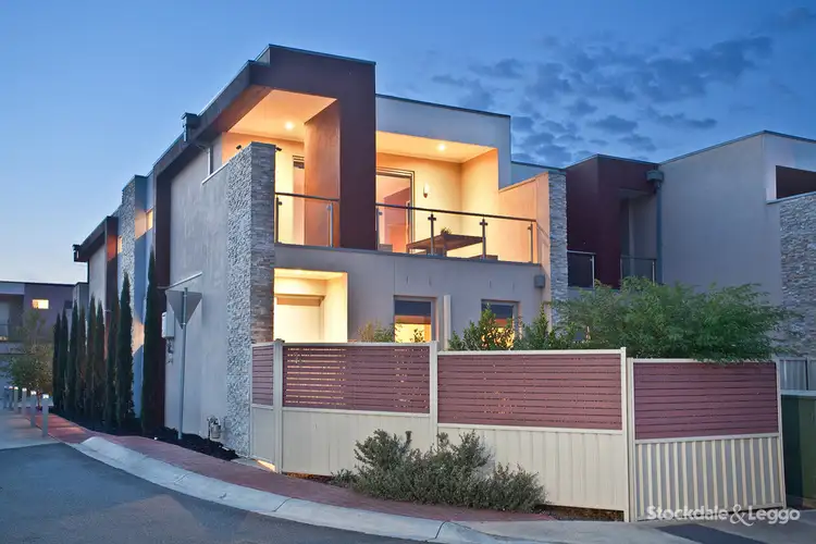 1/26 Clairview Road, Deer Park VIC 3023