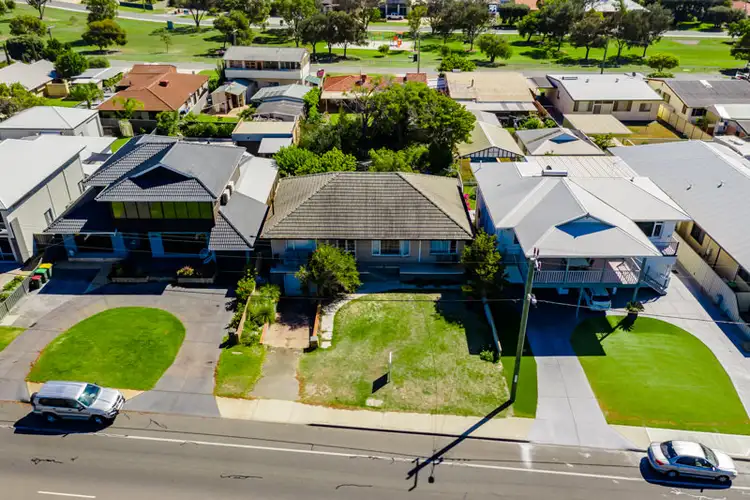 Second view of Homely house listing, 346 Safety Bay Road, Safety Bay WA 6169