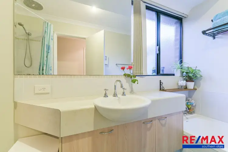 Fifth view of Homely villa listing, 6/13-21 Dealy Close, Cannington WA 6107