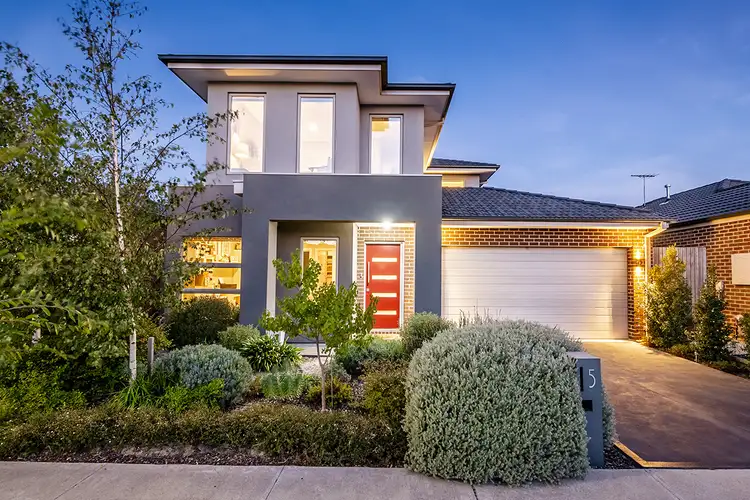 5 Elmtree Crescent, Clyde North VIC 3978