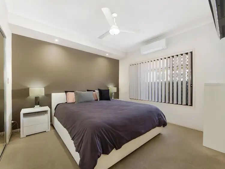 Fifth view of Homely semi-detached listing, 2/3 Entry Drive, Merrimac QLD 4226