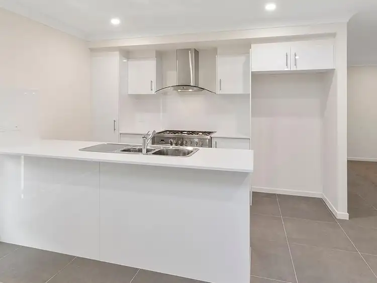 Second view of Homely house listing, 7 Lillias Street, Walloon QLD 4306