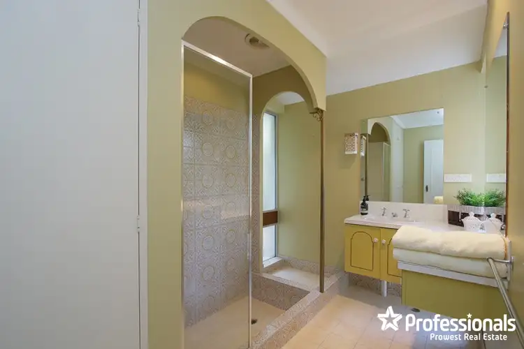 Seventh view of Homely house listing, 12 Burren Gate, Willetton WA 6155