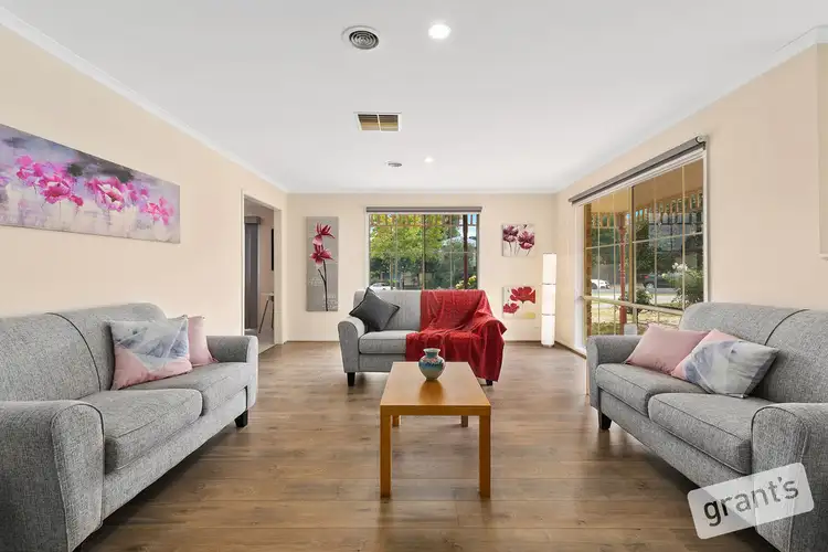 5 Fairholme Boulevard, Berwick VIC 3806