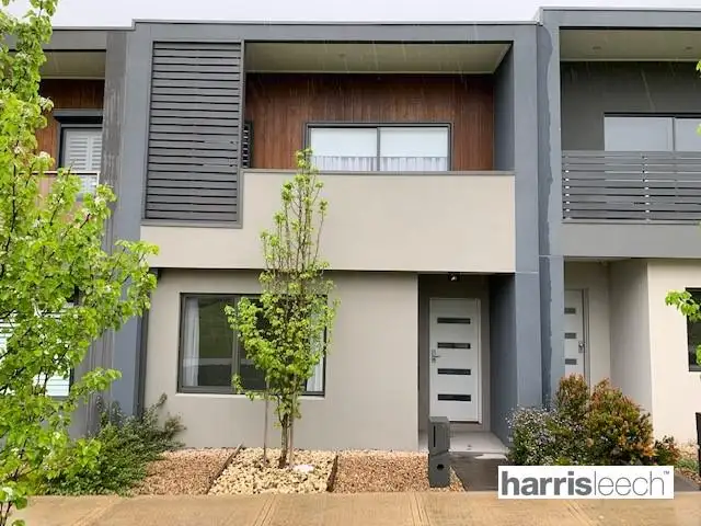 32 Fluent Lane, Greenvale VIC 3059