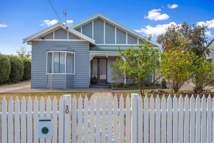 30 Victoria Street, Kyneton VIC 3444