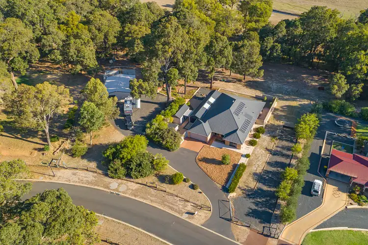 16 Livingstone Heights, Roelands WA 6226