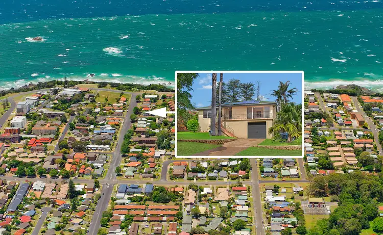 Third view of Homely house listing, 10 Home Street, Port Macquarie NSW 2444