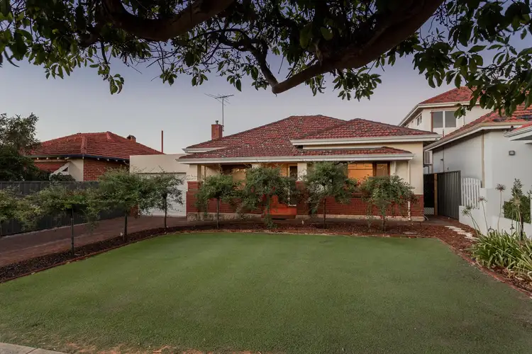 84 Sexton Road, Inglewood WA 6052