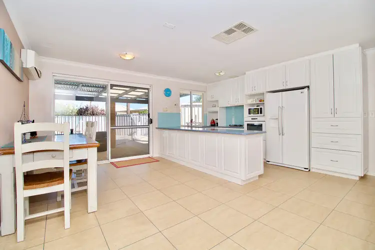 16 Reliance Court, Waikiki WA 6169