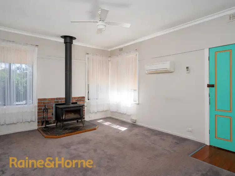 Second view of Homely house listing, 8 Condon Close, Ladysmith NSW 2652