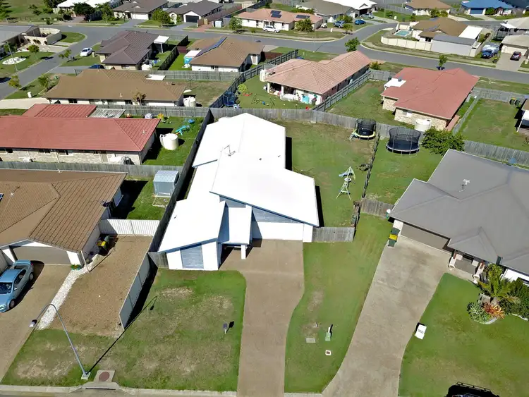 Seventh view of Homely house listing, 4 Parame Court, Nikenbah QLD 4655