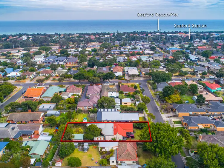 4 Admans Avenue, Seaford VIC 3198