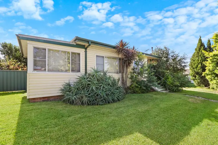 13 Yuruga Avenue, Doonside NSW 2767