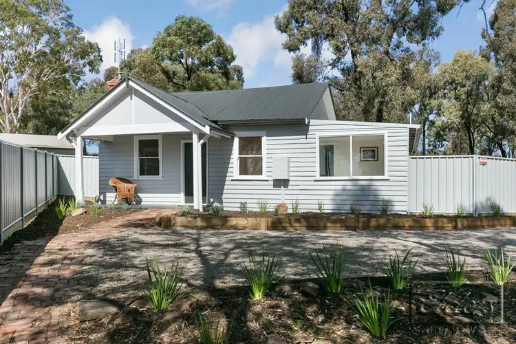 73 Adam Street, Quarry Hill VIC 3550