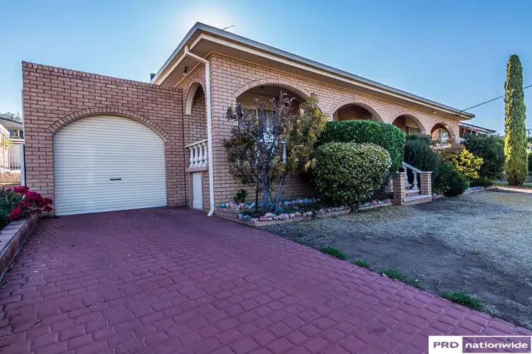 6 Brolga Way, Tamworth NSW 2340
