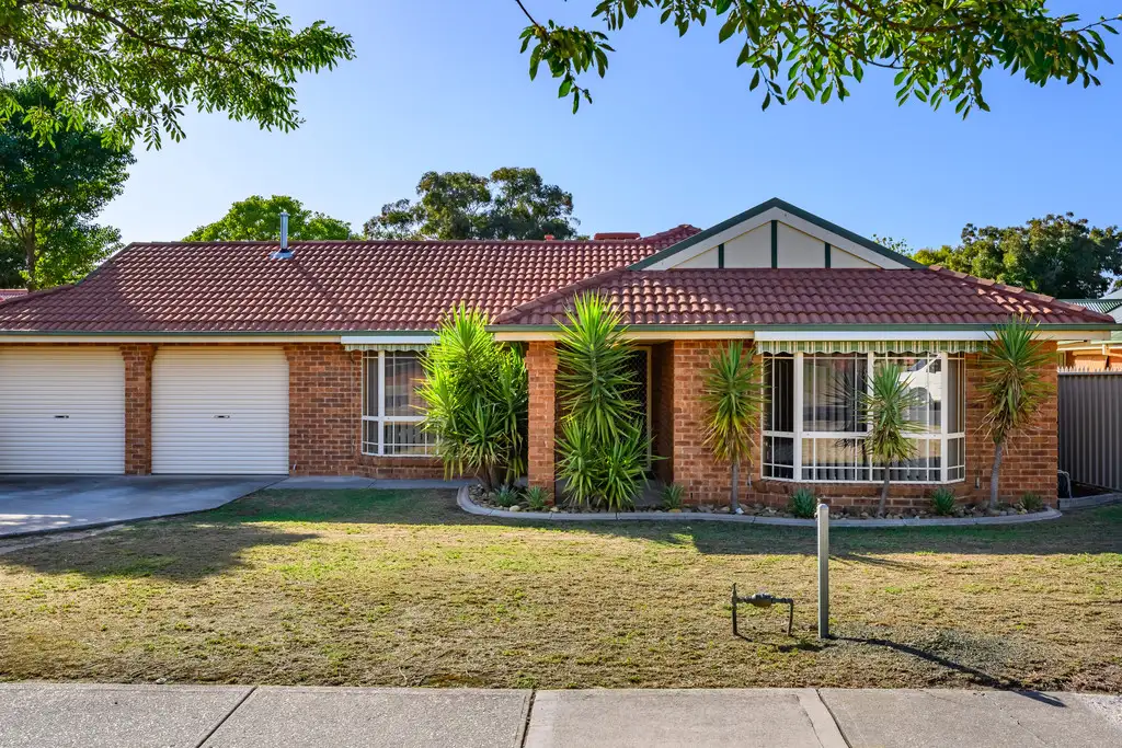 Main view of Homely house listing, 10 Kyle Court, Wodonga VIC 3690