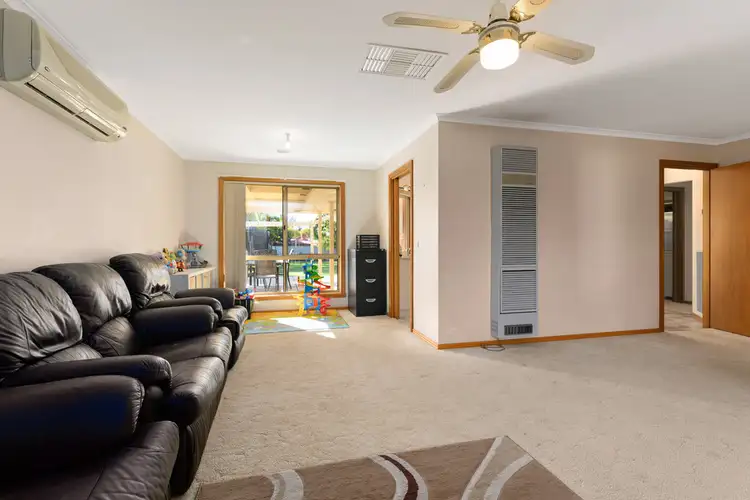 Fourth view of Homely house listing, 10 Kyle Court, Wodonga VIC 3690